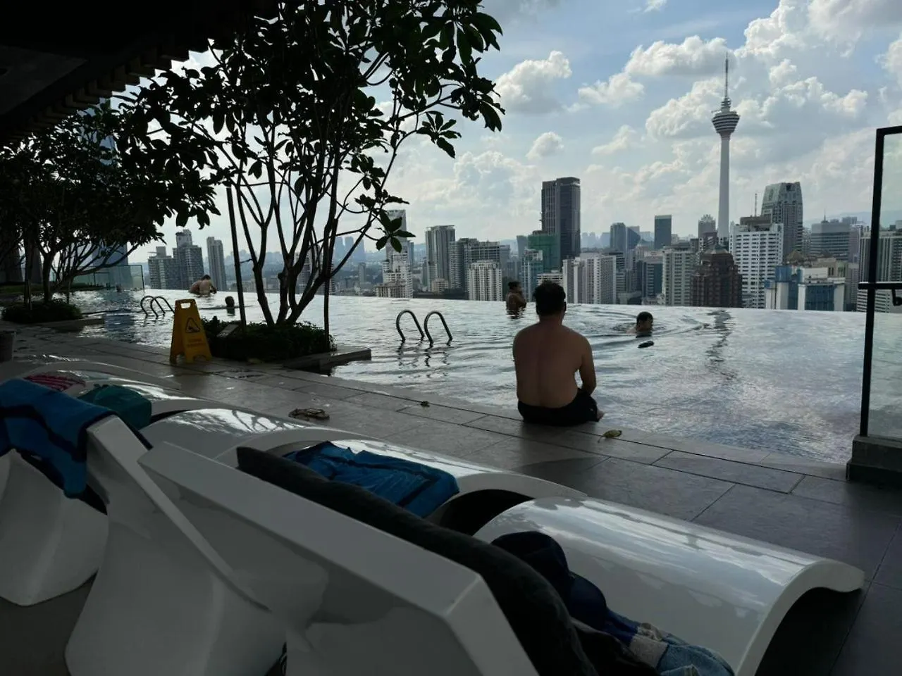 Cozy Suites At Axon Residence Kuala Lumpur Trx And Pavillion 0*,  Malaysia